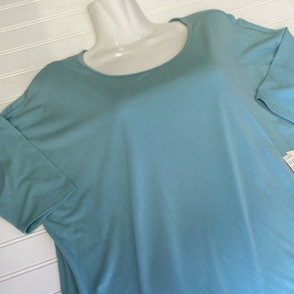 LulaRoe Solid Mint Green Irma Tunic Top-0339 - Picture 7 of 10